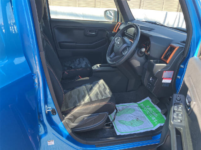 ナオイオートでは自動車保険（あいおいニッセイ同和、損保ジャパンなど）も取り扱っております。当社は自社鈑金工場を併設しております。自動車保険も含めてお客様のカーライフをサポートさせて頂きます！