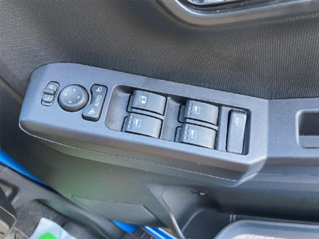 中古車は全て早いもの勝ち！気になるお車がございましたらすぐにお問合せ下さい！