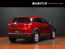 【CX-3】気品ある美しさと先鋭さ」をテーマに、上質さや洗練さを表現したデザインです。