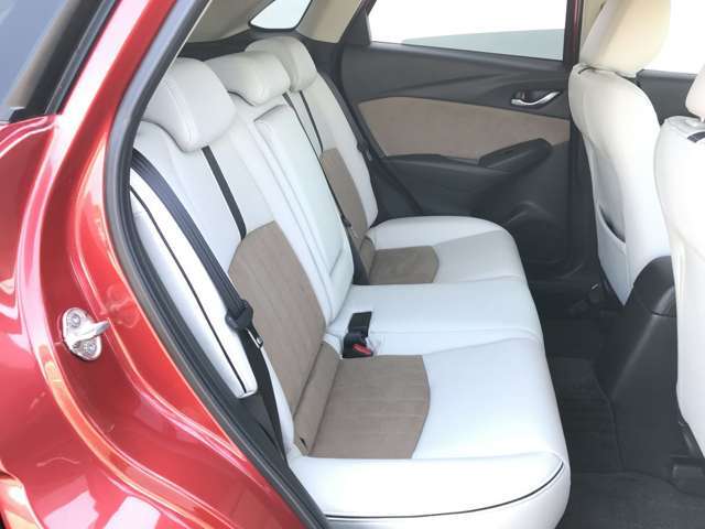 【車内ルームクリーニング済】展示前に内装・外装をプロがしっかりとクリーニングしております。