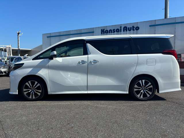 車検や自動車保険もお任せ下さい！認証工場もございます。車の事ならトータルサポートの関西オートに何でもお気軽ご相談下さい！