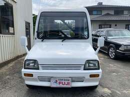 数あるお車の中から当店の車両をご覧いただきまして、誠にありがとうございます。当店はおかげさまで創業28年を迎えました。お車を通じてお客様とのご縁に感謝し、そこからのお付き合いを大事にします。