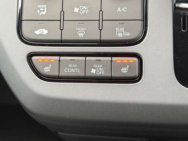 総在庫3000台を関東圏に広がる各店舗よりお取り寄せ可能です。下回り、マフラー錆の心配無い良質車をお届けします。詳しくはお問い合わせ下さい。