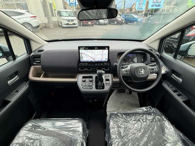 当社の展示車は全車両に”社団法人自動車公正取引協議会”の車両状態説明書を掲示しております。修復歴の有無は勿論、ドア等の外板の交換歴の有無までも表示☆口頭説明では無く書面にてお渡ししております♪