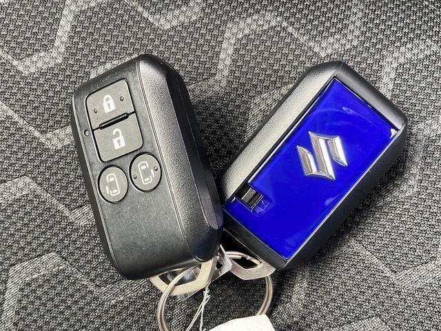 ［キーレスプッシュスタート］身に着けているだけで、施錠開錠、エンジンのスタートまで出来ます！リモコンキーはポケットやバッグにしまったままでOK♪