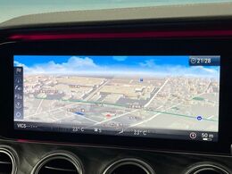 ●HDD純正ナビ:一体感のあるナビは、高級感ある車内を演出してくれます。オーディオ機能も充実しておりますので、運転もより楽しめます♪