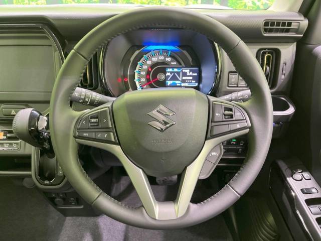 【純正革巻きステアリング】上質な革を使用することで、手にしっかり馴染みとても運転しやすいハンドルです♪