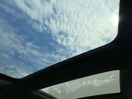 【天井】『天井』の画像になります。写真の内容に関してご不明点、ご質問等がございましたらお気軽にガリバー店舗までお問い合わせください。