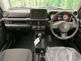 グループ総在庫数約30，000台！！全国の系列店からメーカー・車種問わずご紹介出来るので、あなたにピッタリのお車が見つかるはずです♪まずはお問い合わせ下さい☆