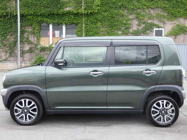 お車の車検・オイル交換・修理・鈑金塗装・ガラス修理・デントリペア・ボディコーティングなども幅広く対応しております。その際は無料で代車を貸し出し致します。車のことは何でもお任せください！
