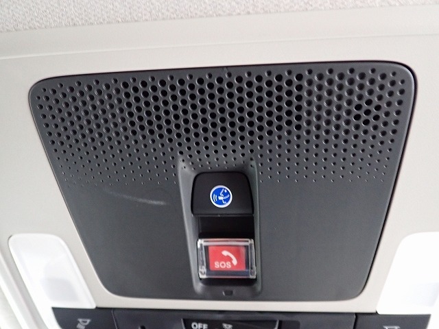 エアバック展開時自動通報や緊急時にボタンひとつで緊急サポートセンターに繋がる『Honda　CONNECT』対応です！詳しくはHondaホームページをご覧ください。