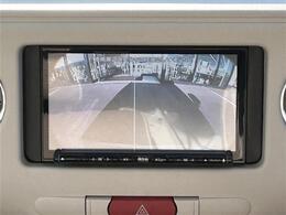 こちらオーディオ周りの写真になります。動作確認済みです。詳しい機能に関しましては装備欄を確認ください。車によっては多機能なナビなど、充実したオーディオがついている車両もあります。