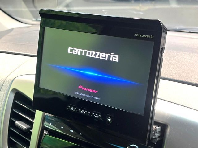 【ナビゲーション】使いやすいナビで目的地までしっかり案内してくれます。各種オーディオ再生機能も充実しており、お車の運転がさらに楽しくなります！！
