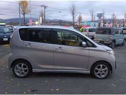 遠方の方も陸送納車承ります！