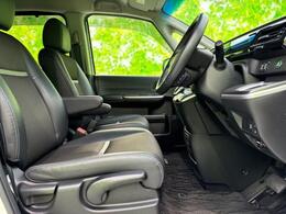 「この車の写真をもっと見たい」「状態が気になる」「この装備はついている？」どんな小さな疑問でもお気軽にお問い合わせください！