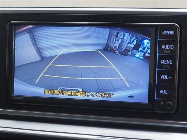 バックモニター搭載で車庫入れ安心！後方確認も出来て安全性も確保！