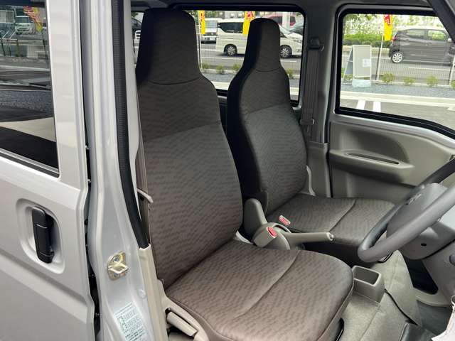 展示・展示しているお車には自信を持っております！！よりすぐりの車両のみしか当店は展示しておりません！！是非お近くにお立ち寄りの際にはお気軽にお立ち寄りください！！