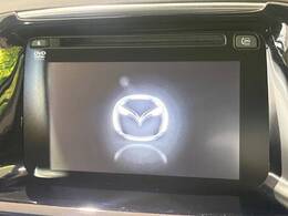 【メーカー純正ナビ】インテリアに溶け込むスタイリッシュな「専用設計」メーカーナビを装備♪視認性や操作性など基本性能にも優れ、より上質なカーライフをお楽しみいただけます。