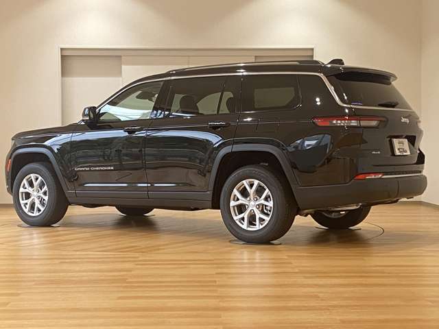 ジープ グランドチェロキーL リミテッド 4WD 2024年 50キロ