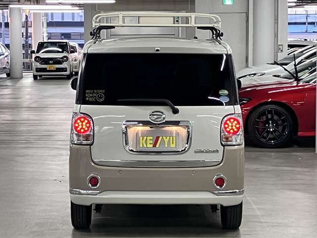 業者によるルームクリーニング実施☆室内の細かい所からエンジンルームまでキレイになった状態でお渡し致します♪