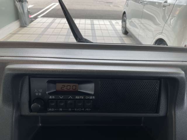 FM/AMラジオが付いています。