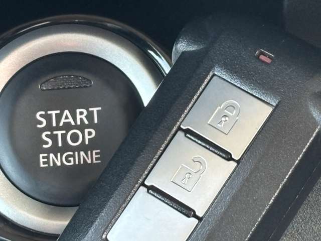 自社認証工場＆積載車も完備で安心です。お客様のピンチにもご対応致します。三井住友海上火災代理店で特級資格者も常駐しています。
