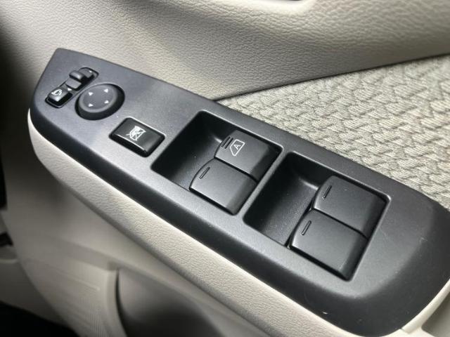 お車に合わせて無料保証以外にも、保証範囲、期間、距離を拡充させた有料保証もご用意しております！中古車の購入が初めてで不安・・・というお客様もご安心ください！