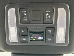 【両側パワースライドドア】スマートキーや運転席のスイッチで後席両側スライドドアの開閉が可能♪電動だから力を入れてドアを開ける必要が無く、小さなお子様でも簡単に開け閉めでき快適です♪