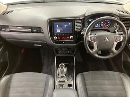 グループ総在庫数約30，000台！！全国の系列店からメーカー・車種問わずご紹介出来るので、あなたにピッタリのお車が見つかるはずです♪まずはお問い合わせ下さい☆