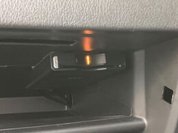 【ETC】高速道路の料金所をストレスなく通過！話題のスポットやサービスエリアに多い「スマートIC」利用時は必須のアイテムです。当店でセットアップを実施、ご納車当日からすぐにご利用いただけます！