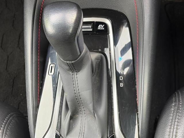 お車に合わせて無料保証以外にも、保証範囲、期間、距離を拡充させた有料保証もご用意しております！中古車の購入が初めてで不安・・・というお客様もご安心ください！