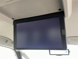 【後部座席操作部】後部座席を快適に過ごしていただくための便利な装備が付いています！