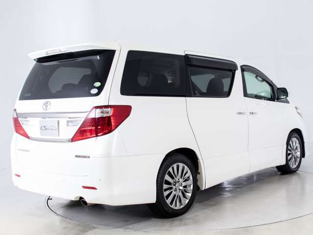 外装は大変綺麗な状態となります！細部に渡り担当スタッフが確認をさせて頂きますのでご安心下さいませ！さらにガラス系ボディコーティングの施工も可能です！詳しくは「CSオートディーラー」にて検索下さいませ！