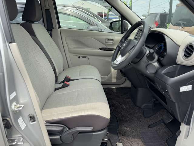 周囲がよく見渡せるので、運転がとってもラクラクです！