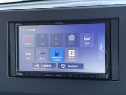 ナビゲーションはKENWOODのメモリーナビ☆7インチサイズです★MDV-D208BTの型番タイプ☆Bluetooth機能もございますので、お気に入りの音楽がお車でもお聴きいただけます(*'ω'*)