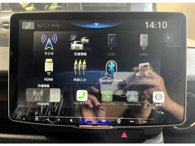 ALPINE11型DAプランになります。11インチの大画面でスマホコネクトApple CarPlay、AndroidAuto対応。HDMIのオプション追加でミラーリングも可能です。