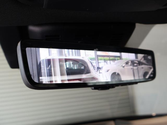 車両後方カメラの映像をインナーミラー内に表示！デジタルインナーミラーを装備☆