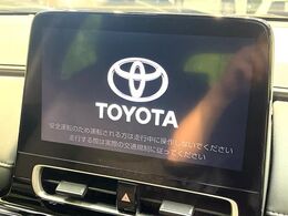 【10.5インチ　ディスプレイオーディオ】大画面のディスプレイはAppleCarPlayやAndroidAutoが利用可能。大きな画面でスマホナビアプリ等が利用いただけます♪