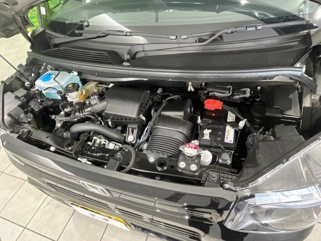 親切・丁寧な専門メカニックスタッフが応対！・車検・点検整備・事故等の修理などアフターサービスも安心。お車のカスタマイズもネクステージのサービススタッフまでご相談ください！