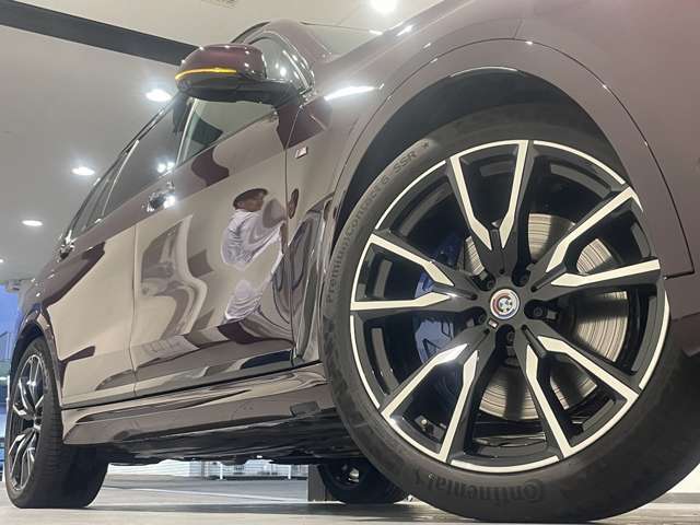国道1号線に沿い横浜市営地下鉄「三ッ沢上町駅」から徒歩約10分。 BMW Premium Selection 横浜三ッ沢店 / 〒240-0062神奈川県横浜市保土ヶ谷区岡沢町322-3/TEL：045-612-8488