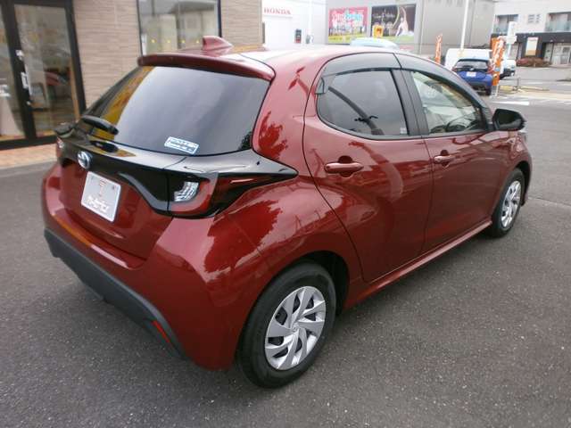 お客様のお車は、国家資格を持った整備士が、キチンと点検整備をしてから納車してくれるので、安心してお乗り頂けます！