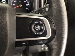 高速道路もラクラク走行！アクセルを離しても一定速度で走行ができ、長距離運転の負担を軽減！加速・減速も簡単なスイッチ操作で調整できます♪