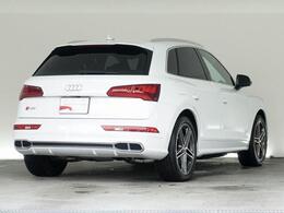 弊社アウディジャパン販売のグループ店舗（Audi Approved Automobile有明・世田谷・調布・江戸川・箕面・大阪南・堺）の車両は当店でご購入可能です。店舗間の輸送費用サービス。