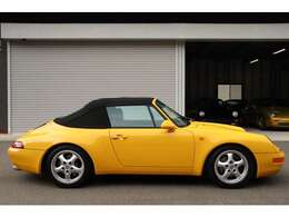 ポルシェ911　993カレラカブリオレ　入庫！　HP https://gj-cars.com