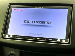 【ナビゲーション】目的地までしっかり案内してくれる使いやすいナビ。Bluetooth接続すればお持ちのスマホやMP3プレイヤーの音楽を再生可能！毎日の運転がさらに楽しくなります！！