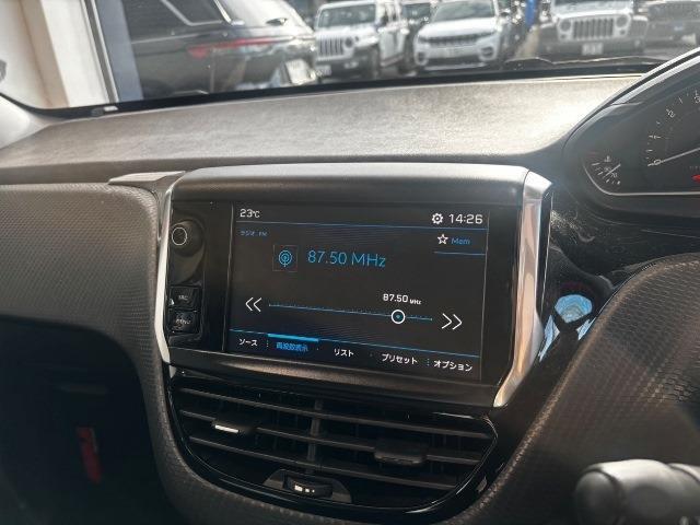 純正タッチスクリーン搭載！