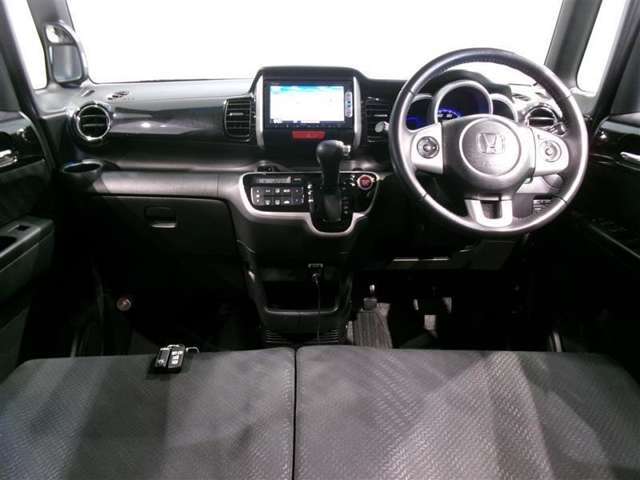 『まるごとクリーニング』施工済みで、キレイ・清潔な車となっております。