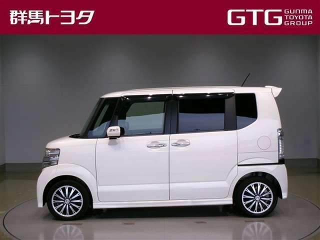 ご来店前の予約をお願いしております。予約をしていただきますとスムーズに展示をご覧になれます。予約がない場合は展示車の準備に時間が掛かることがありますので、予めご了承くださいませ。