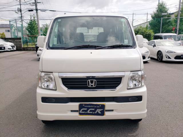 お値段以上の上質なお車ばかりを取り揃えておりますのでを是非、ご覧下さい！！
