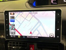 【純正ナビ】人気の純正ナビを装備。オーディオ機能も充実しており、Bluetooth接続すればお持ちのスマホやMP3プレイヤーの音楽を再生可能！毎日の運転がさらに楽しくなります！！